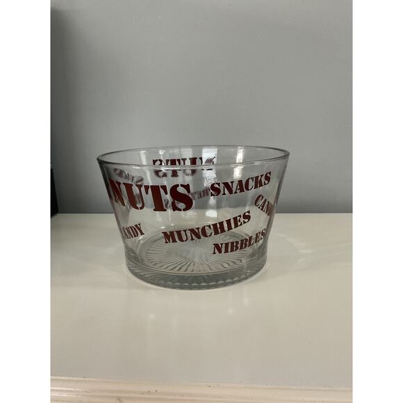 Vtg. Wheaton Heavy Glass Munchie Food Snack Nut Bowl Starburst Bottom 70's - Picture 3 of 6